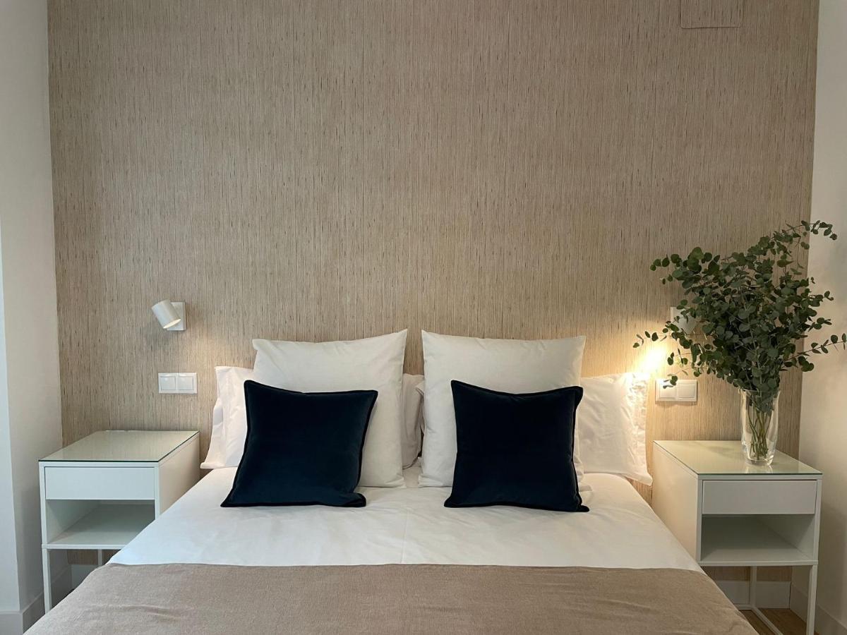 Apartamentos Cisneros Alicante Bagian luar foto
